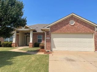10705 NW 34th Ter, Yukon, OK 73099
