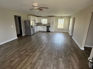 225 4th Ct, Pleasant Grove, AL 35127