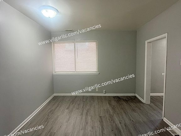 5th image of 4842 Northcote Ave #1R
