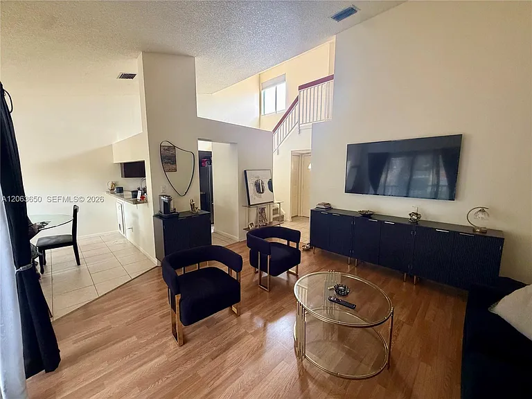 1012 Coral Club Dr #1012 — Photo 3