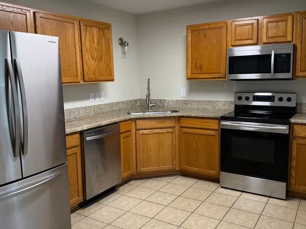 Jefferson Ridge Townhomes, 363 E Jefferson St APT 501, Madison, GA 30650