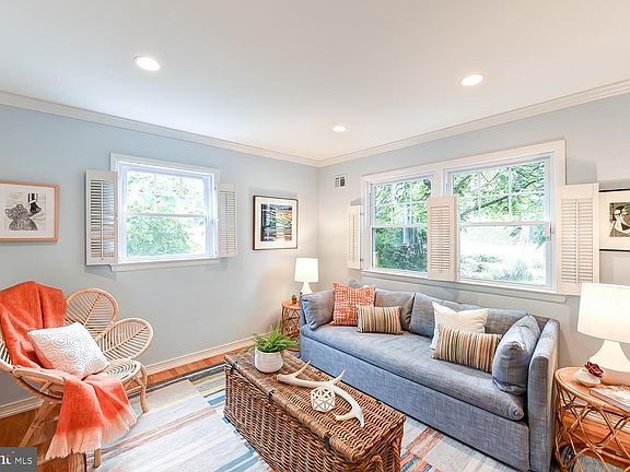 4th image of 8512 Freyman Dr