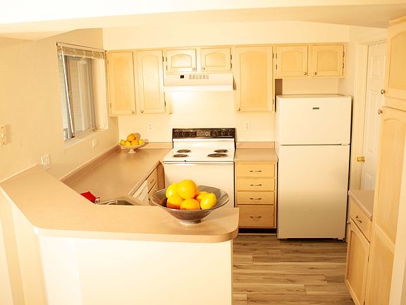 3rd image of 740 Copper Ln APT 204