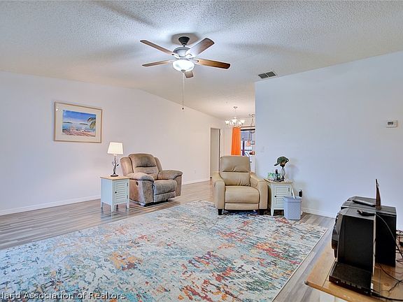 3rd image of 3810 Thunderbird Hill Cir