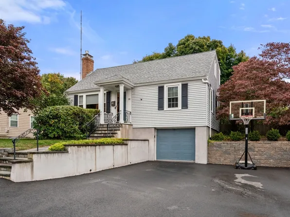 28 John St, Needham, MA 02494