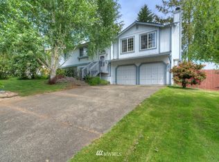 9516 Summerfield Loop SE, Olympia, WA 98513