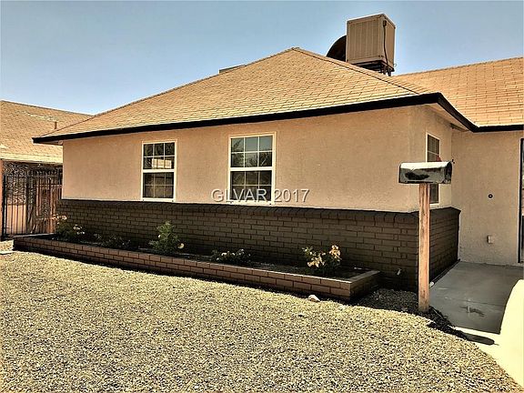2nd image of 1040 Wengert Ave