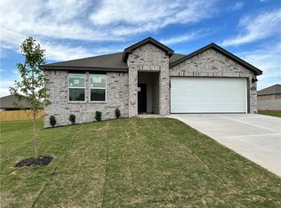 1052 Vista Ave, Prairie Grove, AR 72753