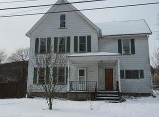 17 Maple St, Warren, PA 16365