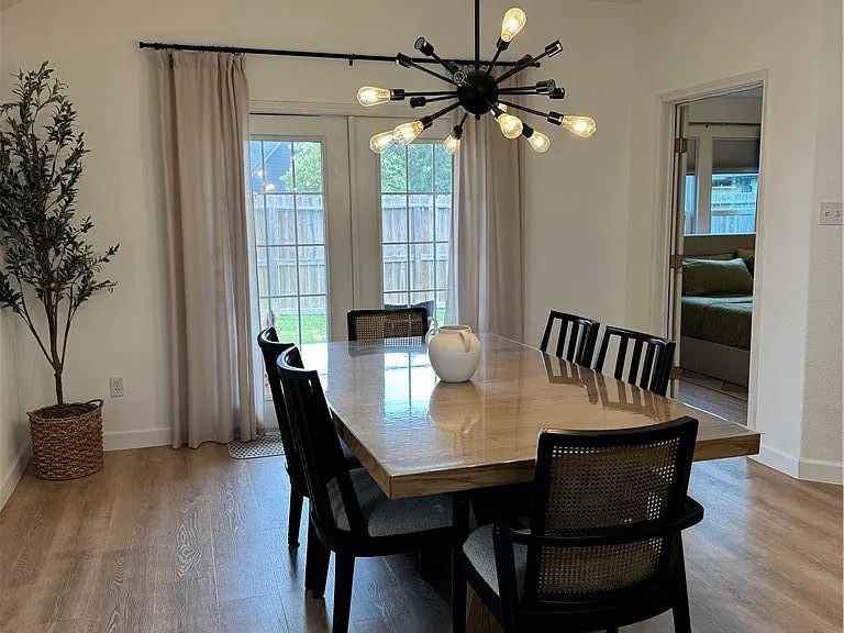 1113 Meadow Brook Dr — Photo 11