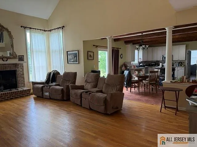 4 Applegate Ct — Photo 6