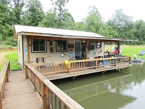 2nd image of Crawdad Ln