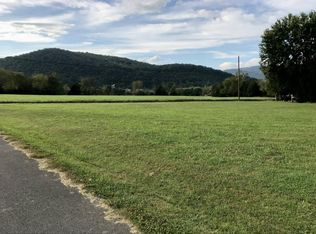 Jamie Elaine Dr, Elizabethton, TN 37643