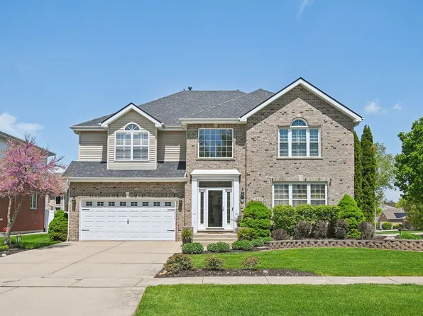 949 Ruthenbeck Ln, New Lenox, IL 60451