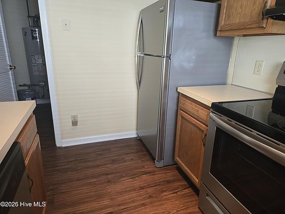 2nd image of 109 W Victoria Ct APT A