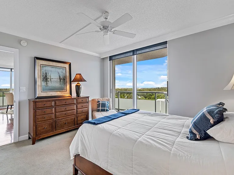 3554 Ocean Drive 703S #701S — Photo 14