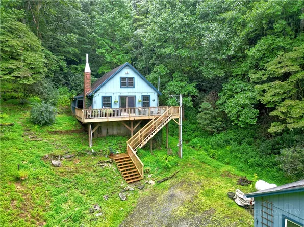 9440 Blackberry Road, Lenoir, NC 28645