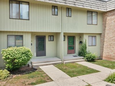 8 Willow Ct #8, Cromwell, CT, 06416