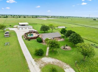2752 S Branch Rd, Krum, TX 76249
