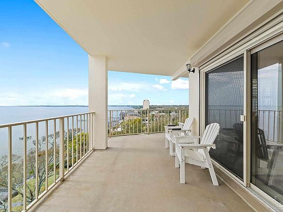 2nd image of 615 Bayshore Dr APT 808