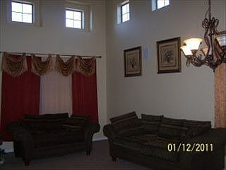 4th image of 574 E Tropical Dr