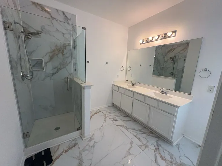 3238 Elisa Springs Ln — Photo 10