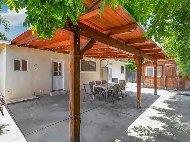 528 Almond Ave #B — Photo 46