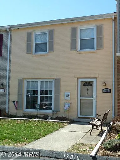 17908 Hickory Ln photo 1