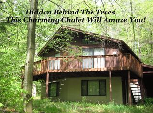 1264 Riverside Hts E, Pocono Lake, PA 18347