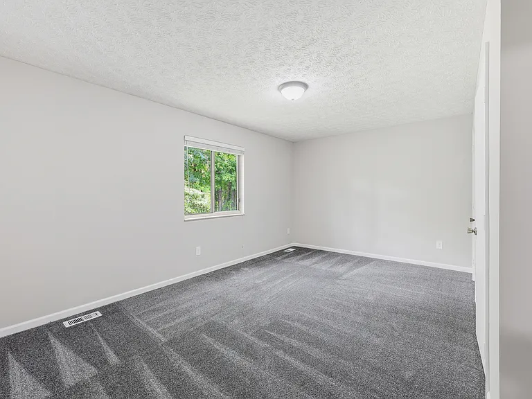 205 Brownsfell Dr — Photo 30