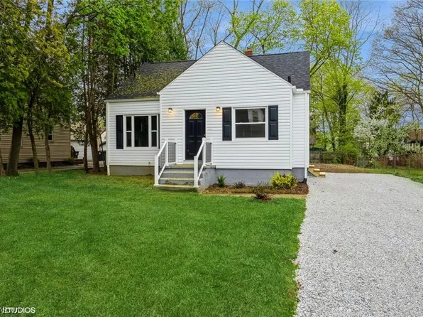 626 Greenwood Ave, Akron, OH 44320