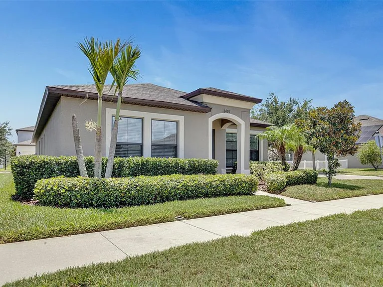 12401 Streambed Dr — Photo 2
