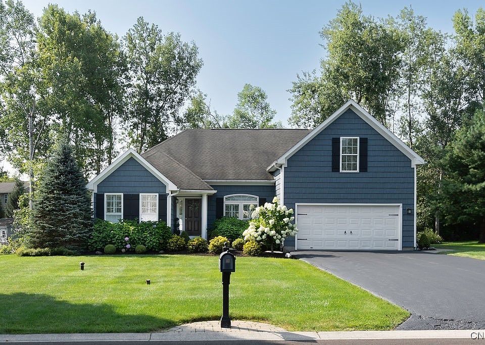 1st image of 3192 Greenleafe Dr N