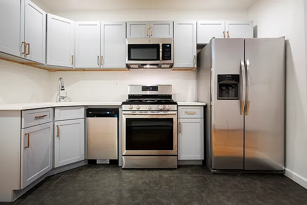 Rented by BH Brokerage Group | media 4