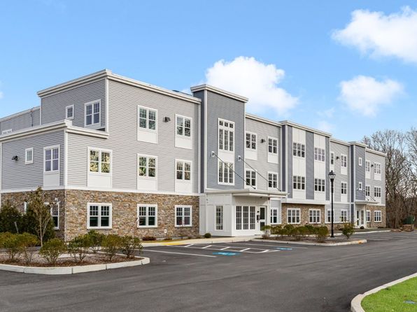 Brookside Terrace Apartments | 1470 S County Trl, East Greenwich, RI