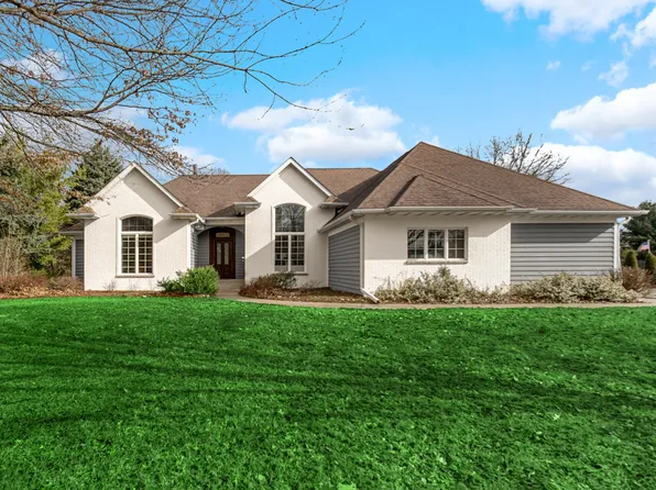 10675 Floyd St, Winfield, IN 46307