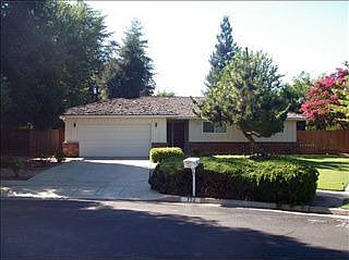 1st image of 752 W Escalon Ave
