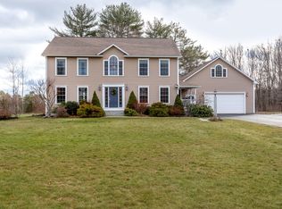 183 Winn Rd, Falmouth, ME 04105