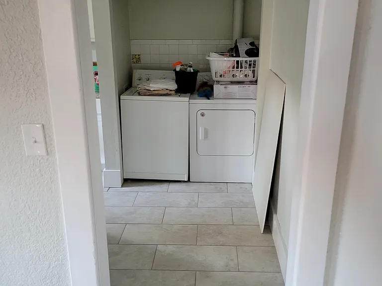 1021 E Garfield St — Photo 8