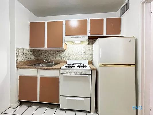 4th image of 183-11 Hillside Ave #8O