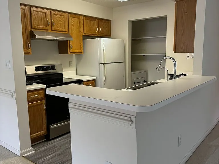 301 Settlement Dr — Photo 6