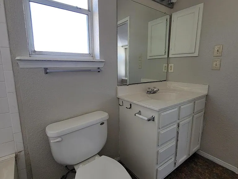 3200 Mountain Ridge Dr — Photo 40