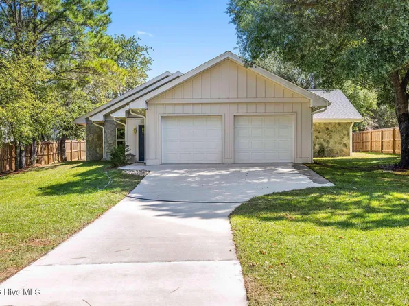 6033 Shiloh Drive, Wilmington, NC 28409