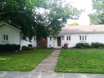928 E 1st North St, Carlinville, IL, 62626
