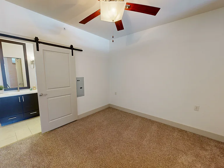 Latitude at Deerfield Crossing — Photo 29