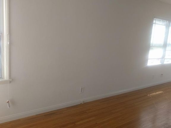 2nd image of 269 La Verne Ave APT A