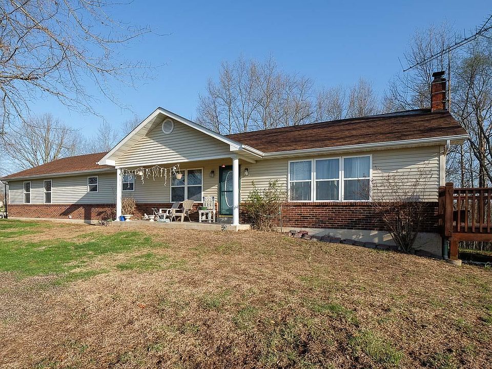 1st image of 120 Saint Marys Ln