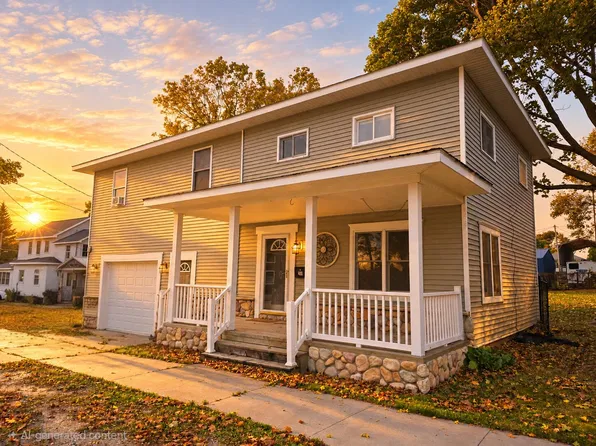 260 Mary St, Saint Ignace, MI 49781