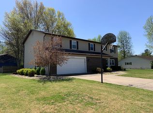 4401 Woodglen Ln, Mount Vernon, IL 62864