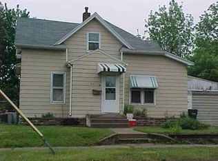 822 Fairview Ave, Waterloo, IA 50703